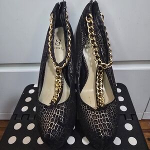 Elegant Black and Gold Chain Women's Shoes
